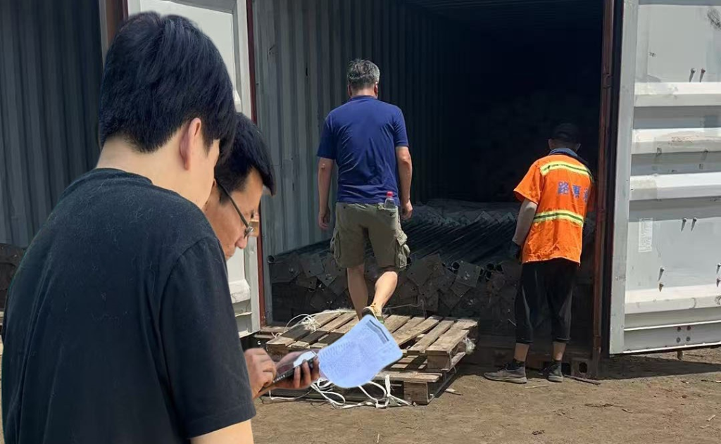 Warehouse, arrange container loading